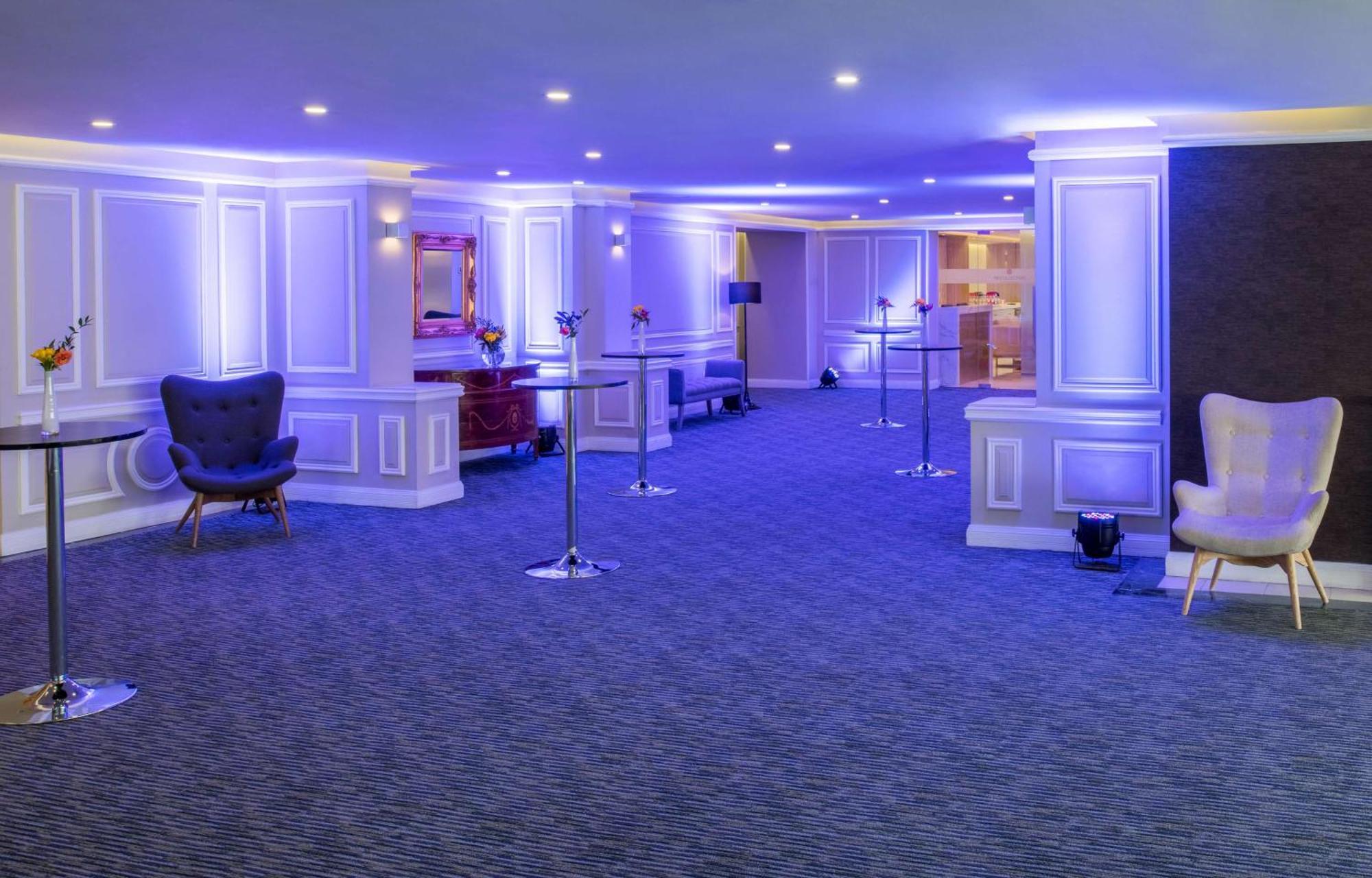 Nh Collection Plaza Santiago Otel Dış mekan fotoğraf The Blue Room at the National Liberal Club