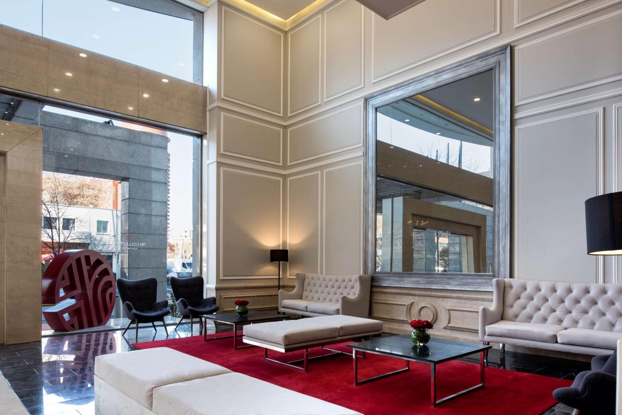 Nh Collection Plaza Santiago Otel Dış mekan fotoğraf Lobby