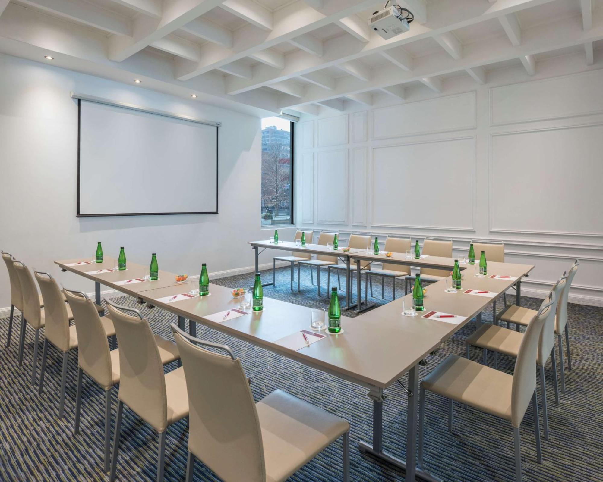 Nh Collection Plaza Santiago Otel Dış mekan fotoğraf Meeting room